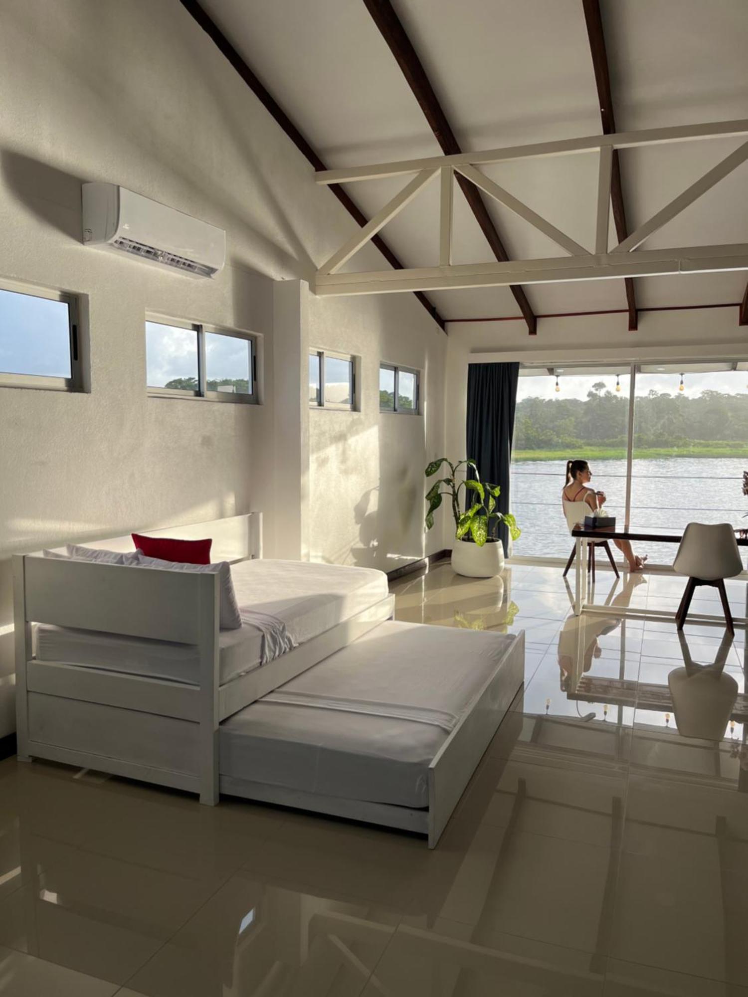 The Babylon Suite Tortuguero Bagian luar foto